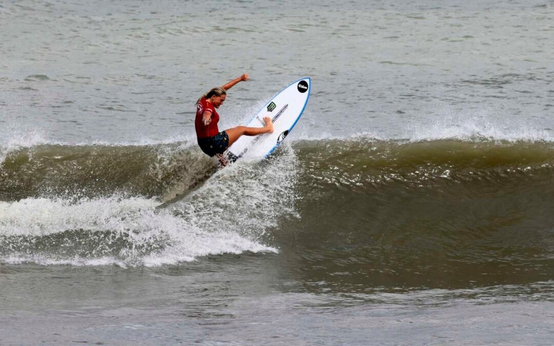 ESA Introduces Open Women Shortboard & Longboard Divisions